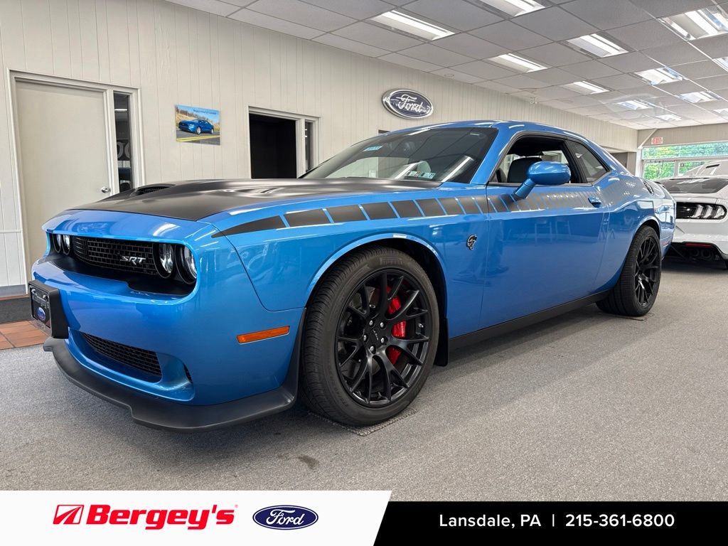 2016 Dodge Challenger SRT Hellcat's photo
