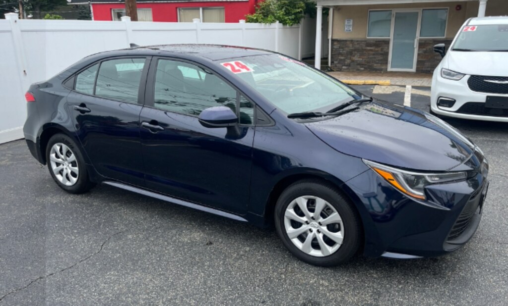 Used 2024 Toyota Corolla LE Sedan