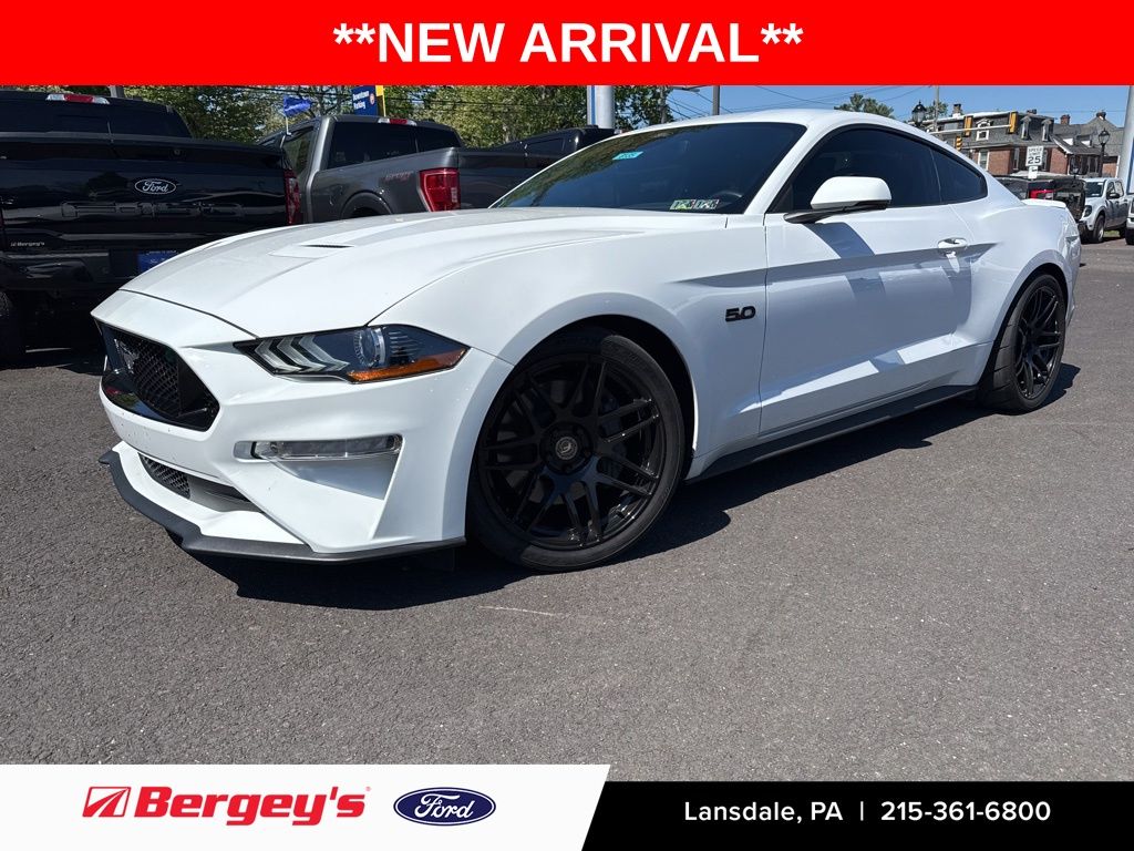2022 Ford Mustang GT Coupe Premium's photo