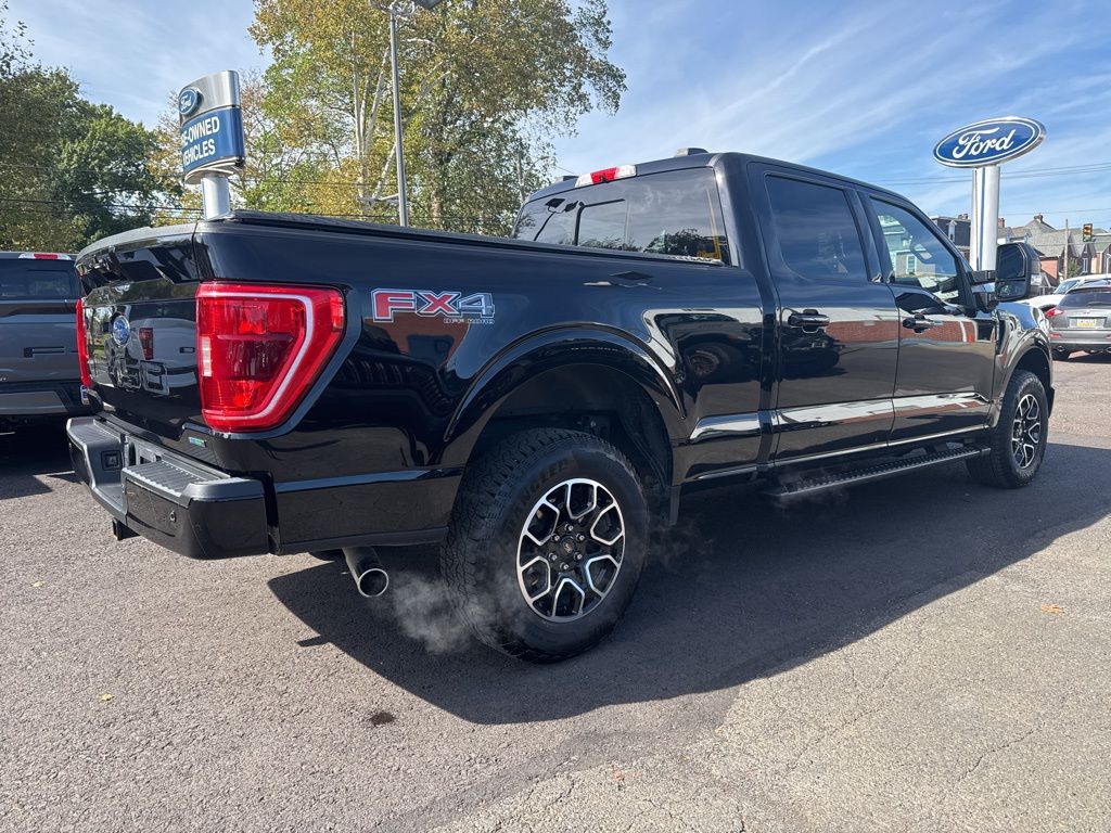 2022 Ford F-150 XLT FX4 photo 2