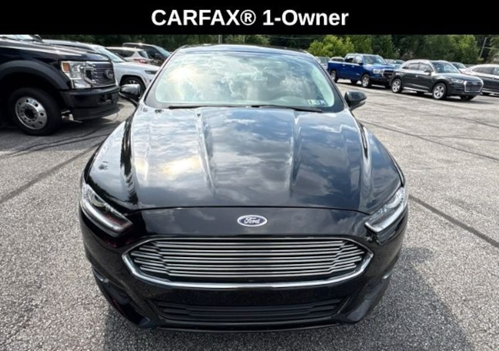 Used 2016 Ford Fusion SE Sedan