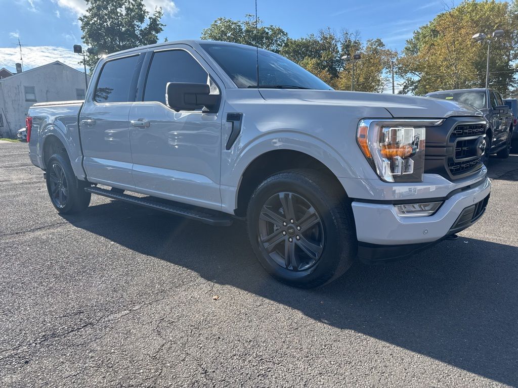 2023 Ford F-150 XLT photo 3