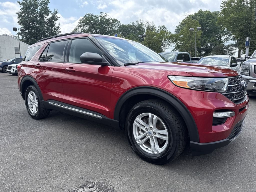 Certified 2023 Ford Explorer XLT -2.3L, Heated Seats, 2nd Row Bench, Apple Carplay SUV