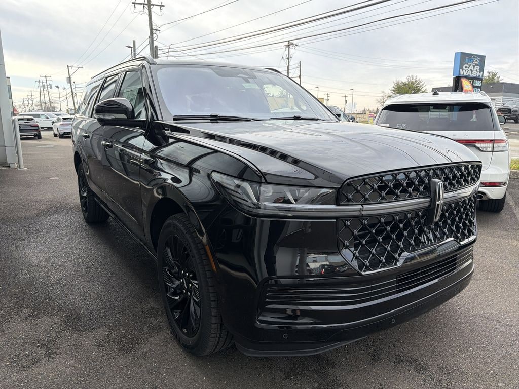 New 2025 Lincoln Navigator L 3.5T 4WD Reserve w/ Jet & Heavy Duty Trailer Tow Pkg SUV