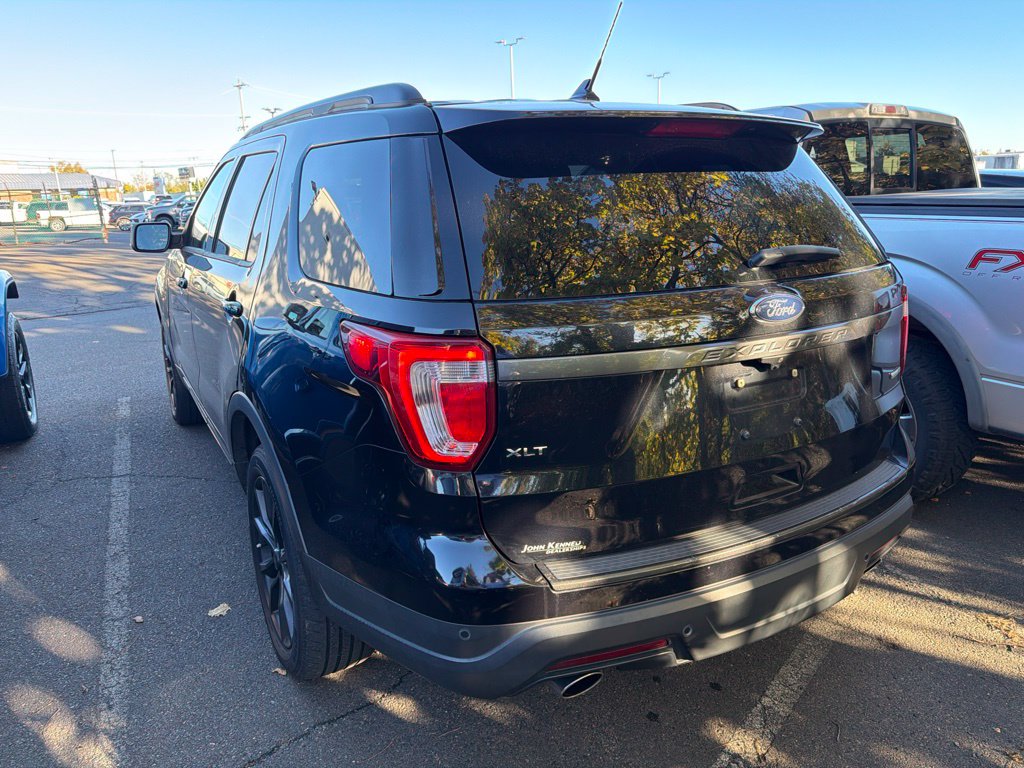 Used 2019 Ford Explorer XLT with VIN 1FM5K8DH4KGB00770 for sale in Lansdale, PA