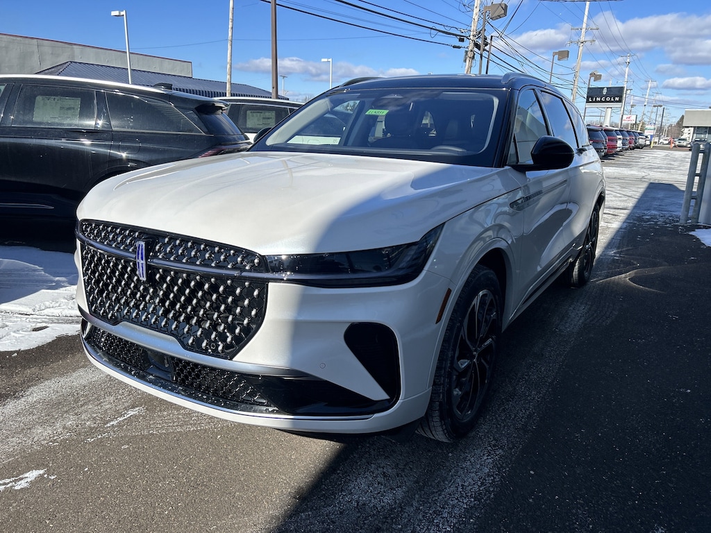New 2025 Lincoln Nautilus Hybrid 2.0L AWD Reserve II w/ Panoramic Moonroof & Navigation SUV