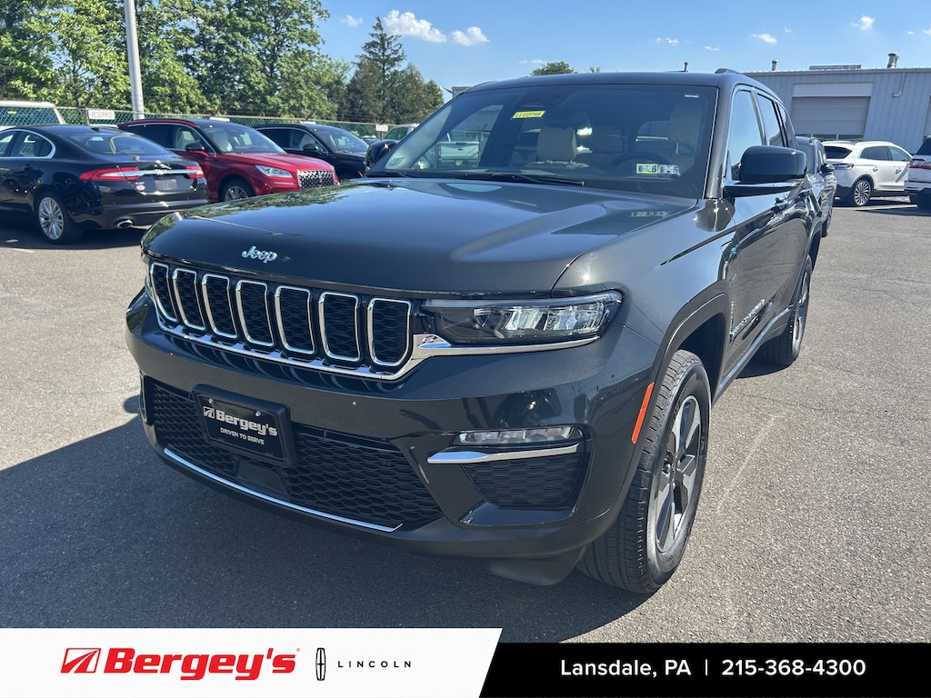 Used 2023 Jeep Grand Cherokee 4xe 2.0L 4WD w/ Dual Pane Sunroof & Nav SUV