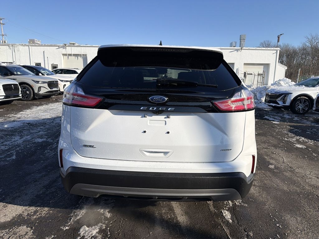 Used 2024 Ford Edge 2.0T AWD SEL w/ Heated Seats & Heated Steering Wheel SUV