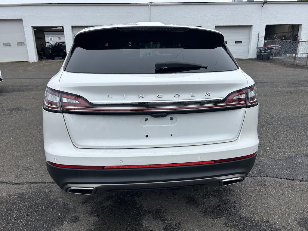 Used 2021 Lincoln Nautilus 2.0T AWD Reserve w/ Panoramic Moonroof & Nav SUV