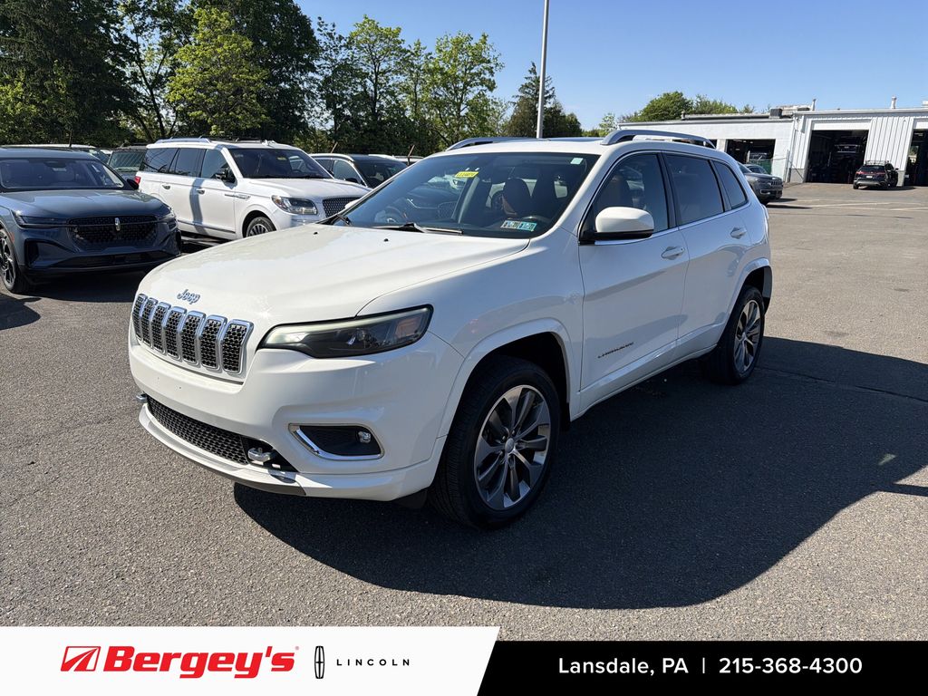 2019 Jeep Cherokee Overland 4X4's photo