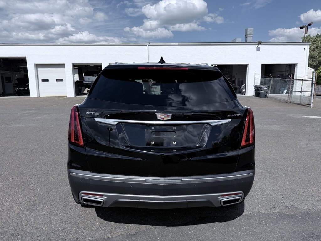 2022 Cadillac XT5 Premium Luxury photo 4