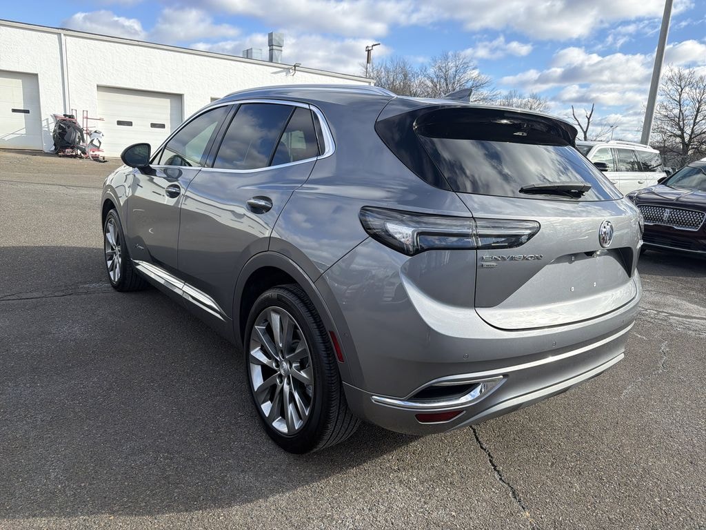 Used 2021 Buick Envision 2.0T AWD Avenir w/ Panoramic Moonroof & Navigation SUV