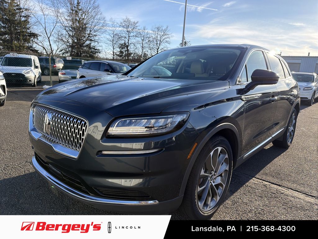 2022 Lincoln Nautilus Reserve's photo