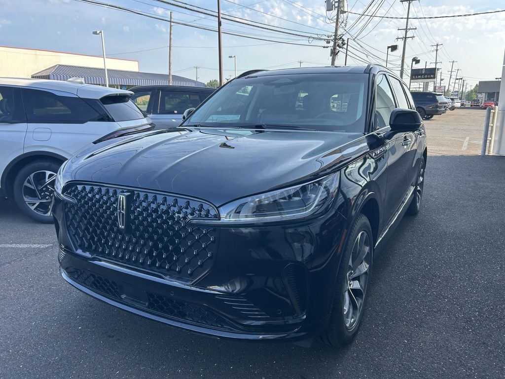 New 2025 Lincoln Aviator 3.0T AWD Premiere II w/ Jet Appearance Pkg SUV