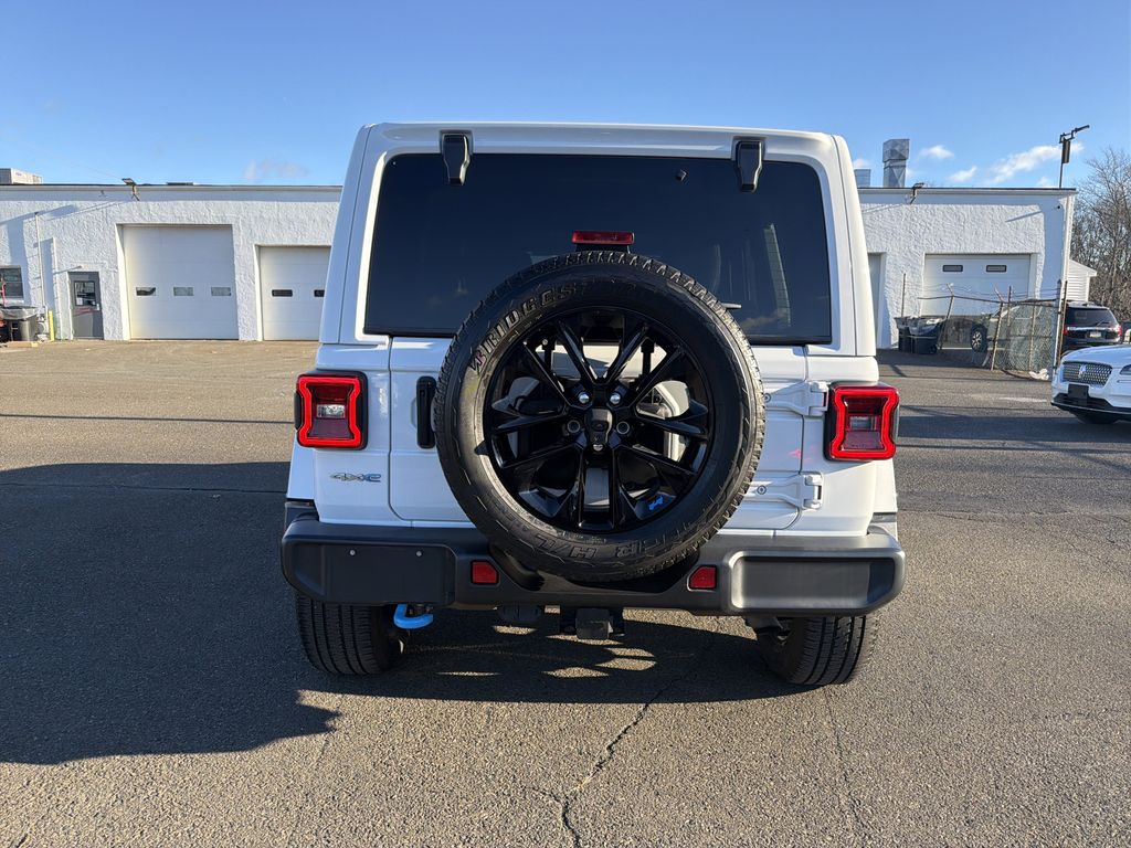 2023 Jeep Wrangler Unlimited 4xe Sahara photo 4