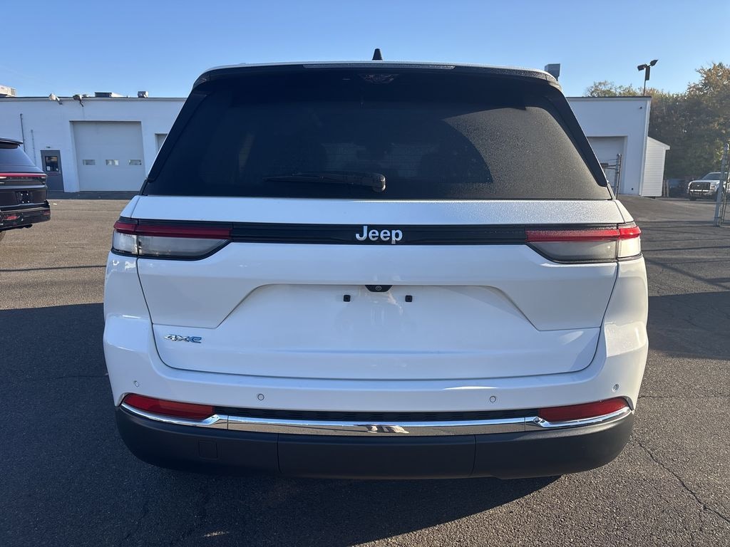 Used 2024 Jeep Grand Cherokee 4xe 2.0L 4WD w/ Luxury Tech Pkg SUV