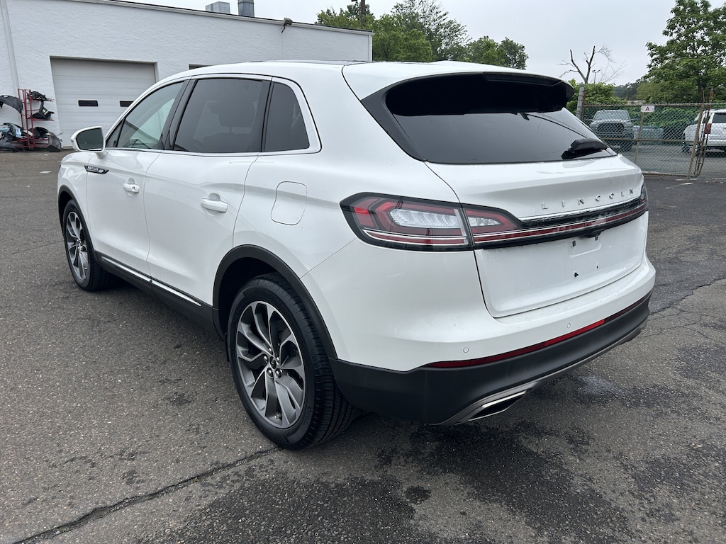 Used 2021 Lincoln Nautilus 2.0T AWD Reserve w/ Panoramic Moonroof & Nav SUV