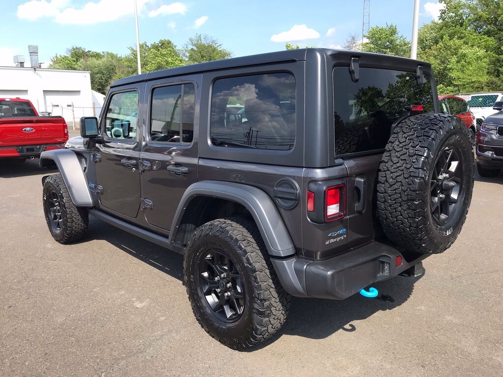 Used 2024 Jeep Wrangler Unlimited 4xe 2.0L 4WD Willys Hard Top w/ Convenience Pkg SUV