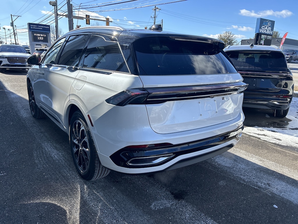 New 2025 Lincoln Nautilus Hybrid 2.0L AWD Reserve II w/ Panoramic Moonroof & Navigation SUV