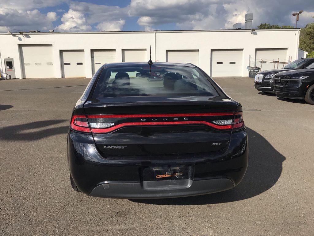 2016 Dodge Dart SXT photo 4