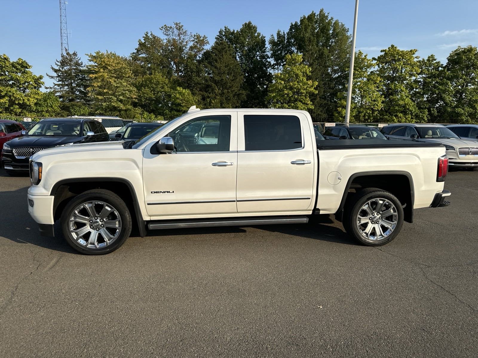 Used 2017 GMC Sierra 1500 Denali Denali with VIN 3GTU2PEJXHG282886 for sale in Lansdale, PA