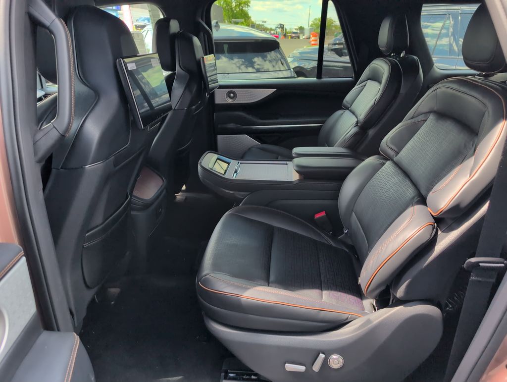 2025 Lincoln Navigator Black Label L - Photo 6