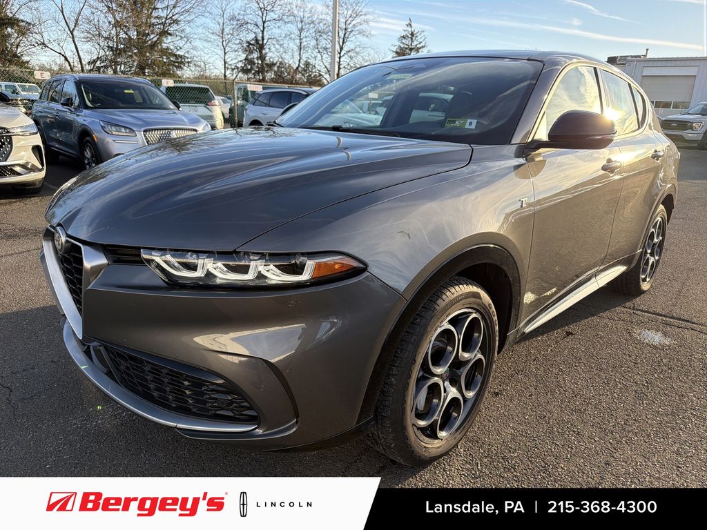 2024 Alfa Romeo Tonale TI's photo