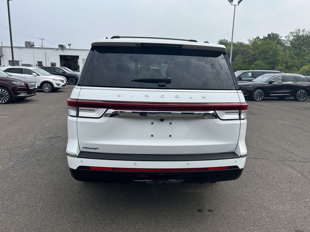 Certified 2023 Lincoln Navigator 3.5L Reserve 4WD w/ Monochromatic Pkg SUV