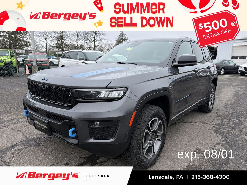 2022 Jeep Grand Cherokee 4xe 2.0L 4WD Trailhawk w/ Advanced