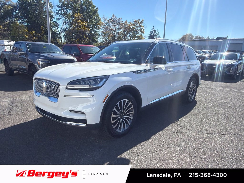 2023 Lincoln Aviator Base