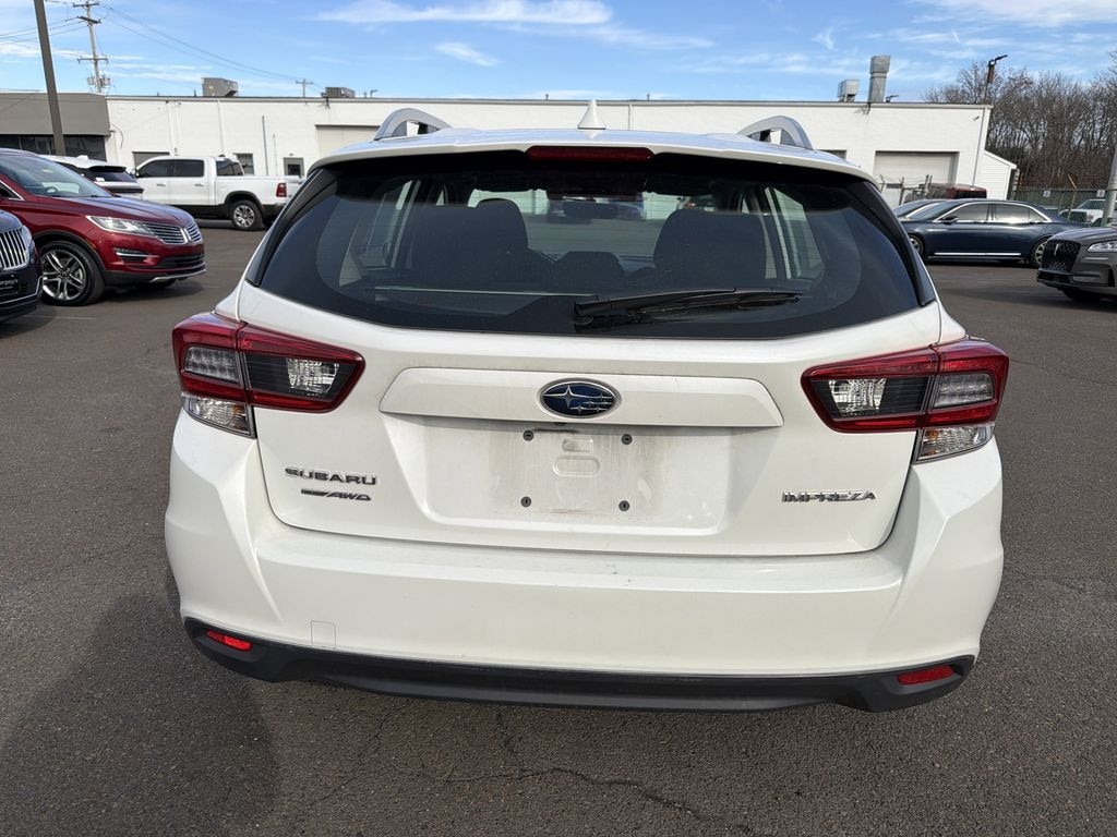 Used 2022 Subaru Impreza 2.0L AWD Premium w/ Heated Seats 5-Door