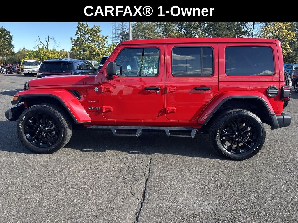 Used 2022 Jeep Wrangler Unlimited 3.6L 4WD Sahara Sky Top w/ Advanced Safety & Cold Weather Pkg SUV