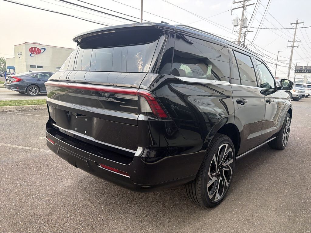 New 2027 Lincoln Navigator Reserve SUV