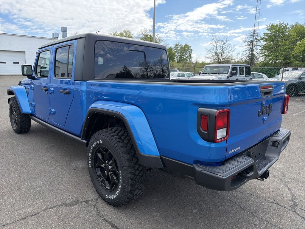 Used 2021 Jeep Gladiator 3.6L 4WD Willys Hard Top w/ Trailer Tow & Cold Weather Pkg Truck