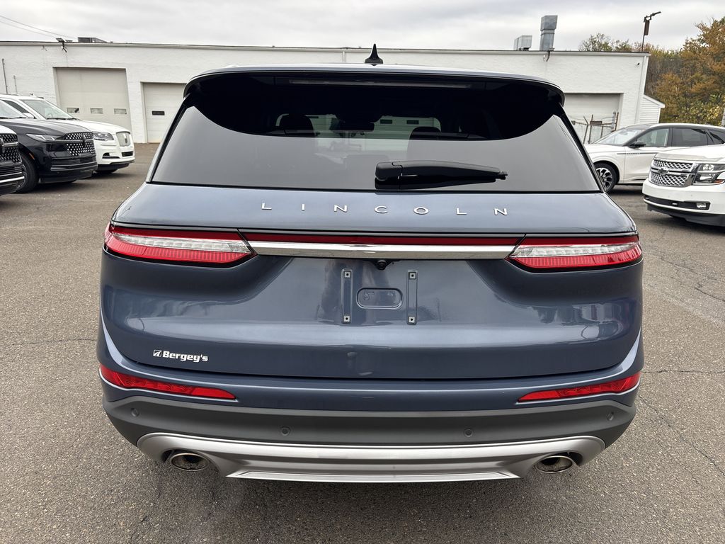 2022 Lincoln Corsair Reserve photo 4