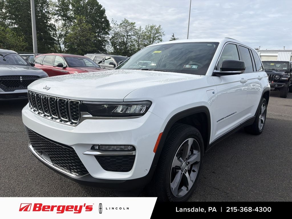 Used 2023 Jeep Grand Cherokee 4xe 2.0L 4WD w/ Luxury Tech Group II SUV