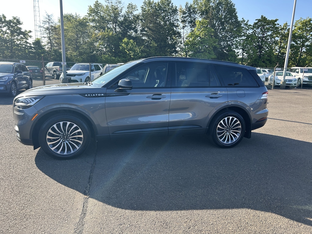 Certified 2022 Lincoln Aviator 3.0L Standard AWD w/ Premium & Elements Pkg SUV