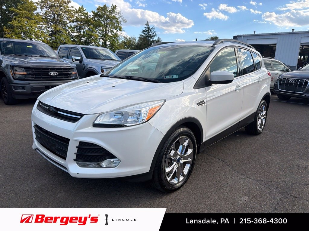 Used 2015 Ford Escape SE with VIN 1FMCU9GX2FUC39541 for sale in Lansdale, PA