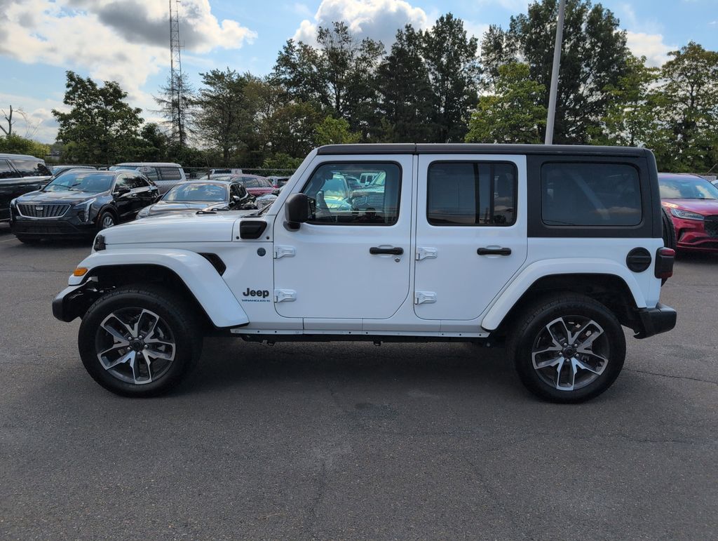 2024 Jeep Wrangler Unlimited 4xe Sport W photo 2