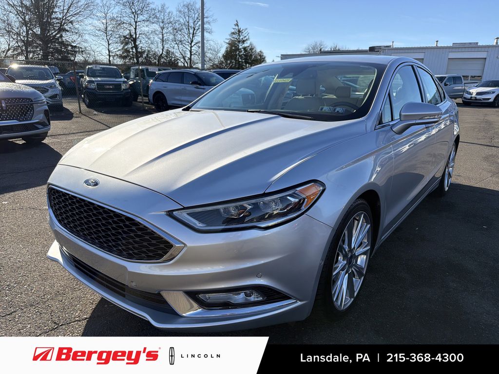 2017 Ford Fusion Platinum's photo