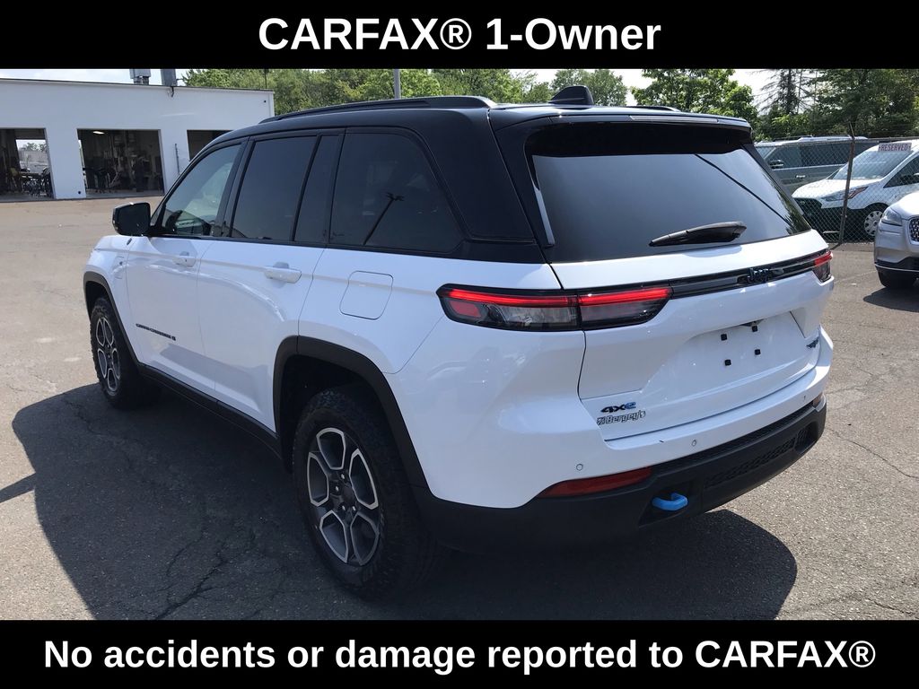 2023 Jeep Grand Cherokee 4xe 2.0L 4WD Trailhawk w/ Dual Pane