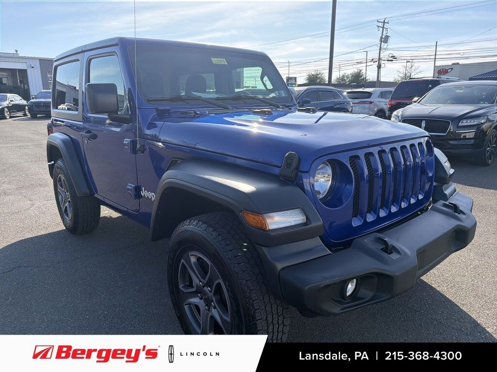 Used 2024 Ford F-150 3.5L 4WD XLT PowerBoost SuperCrew w/ Black Appearance Pkg Truck