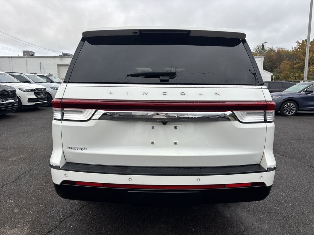 Used 2022 Lincoln Navigator L 3.5T 4WD Reserve w/ Luxury & Monochromatic Pkg SUV