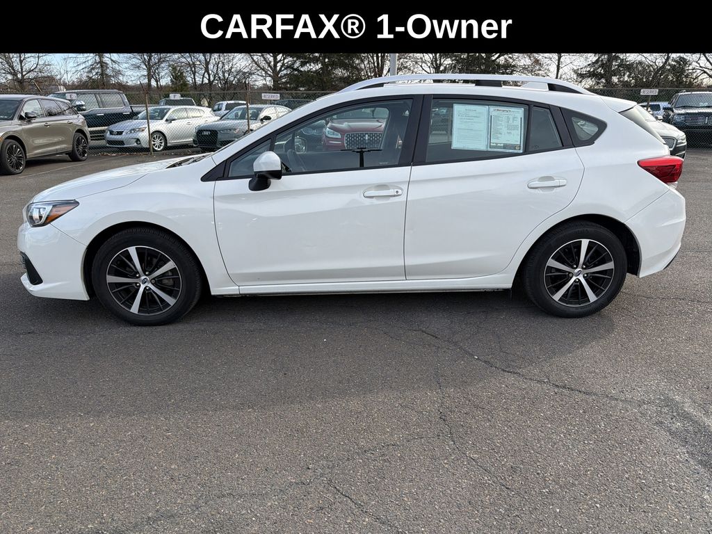 2022 Subaru Impreza Premium photo 2