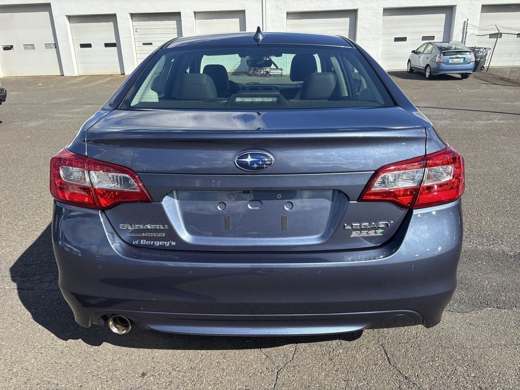 Used 2017 Subaru Legacy 2.5i AWD Limited w/ Sunroof & Navigation Sedan