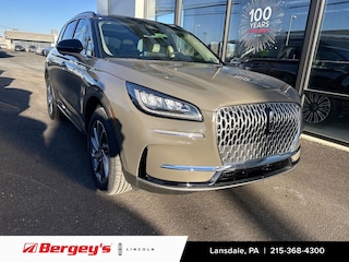 2025 Lincoln Corsair 2.0T AWD Premiere II w/ Panoramic Moonroof & Nav SUV