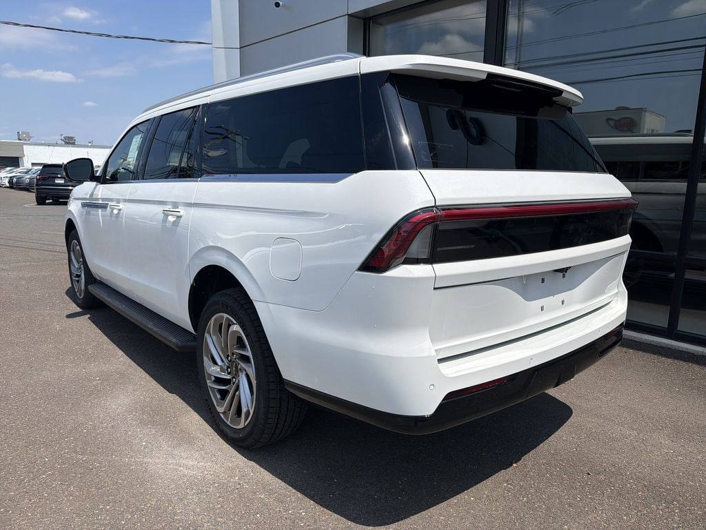 New 2027 Lincoln Navigator Premiere L SUV