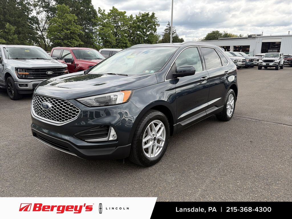 2024 Ford Edge