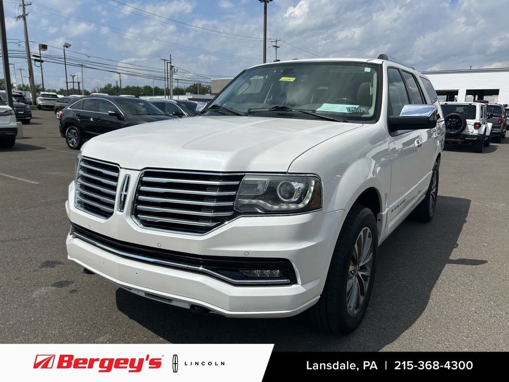 Used 2016 Lincoln Navigator 3.5T 4WD Select w/ Moonroof Navigation SUV