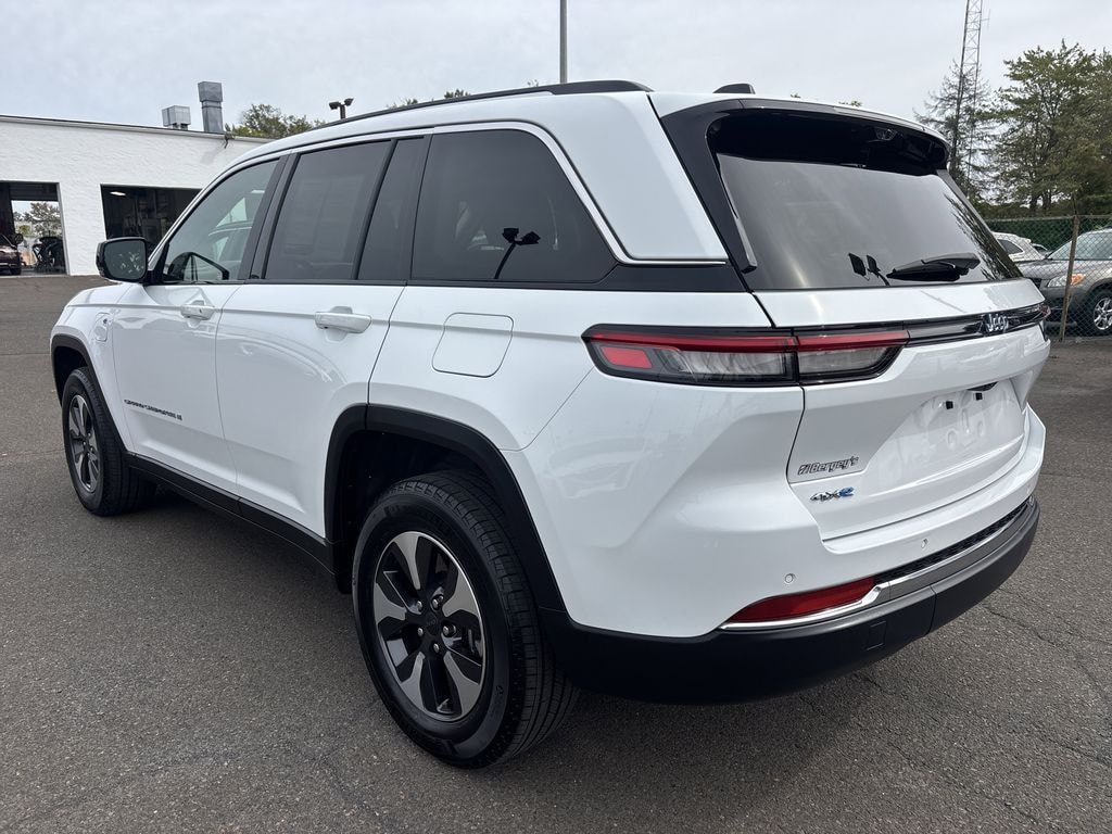 Used 2024 Jeep Grand Cherokee 4xe 2.0L 4WD w/ Luxury Tech Group II SUV